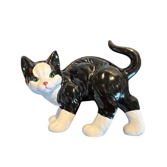 Ceramic Black Cat Tuxedo Paws Emerald Green Eyes ~4.5” Tall Enesco Standing EUC - Picture 1 of 13